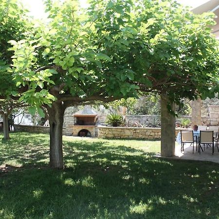 Karantou Villa Tirósz Kültér fotó