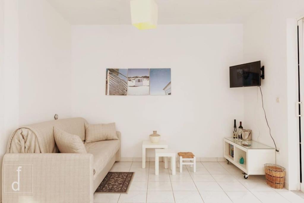 Karantou Villa Tirósz Kültér fotó