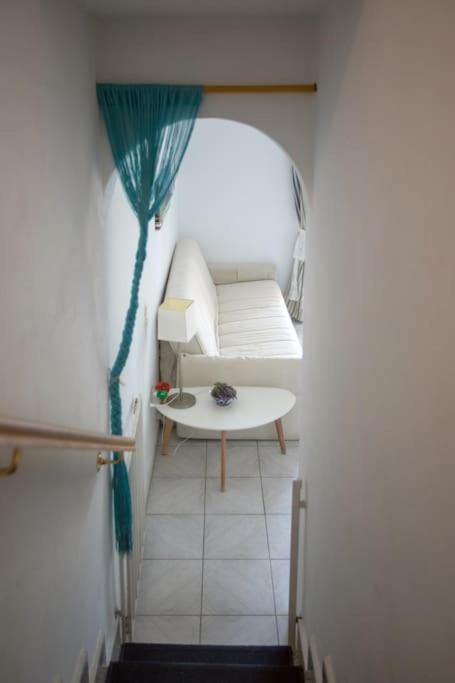 Karantou Villa Tirósz Kültér fotó