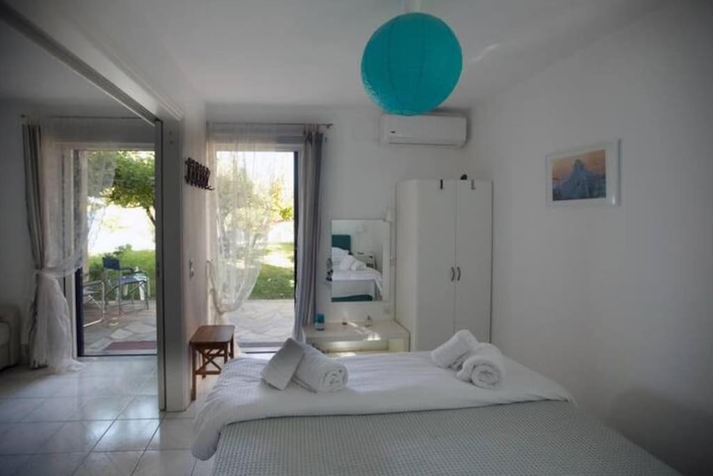 Karantou Villa Tirósz Kültér fotó